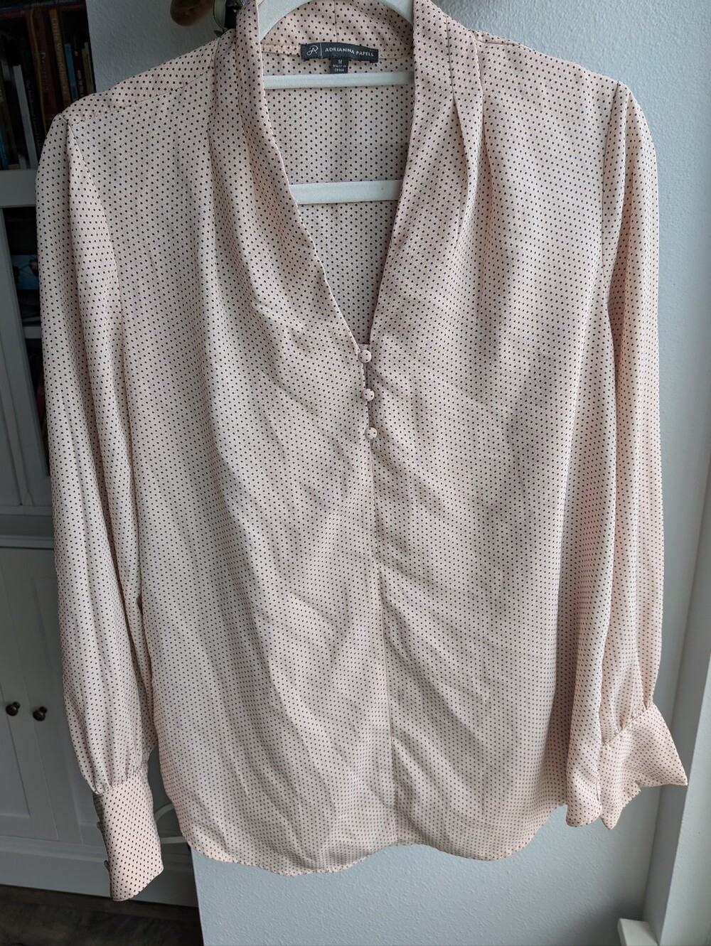 Adrianna Papell Polka Dot V-Neck Blouse Blush Pink Black Size Medium